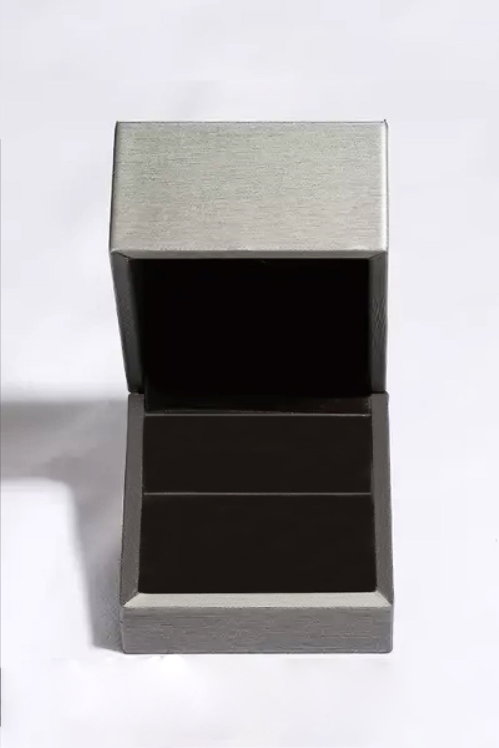 Pendientes de plata de ley 925 con forma de estrella y moissanita