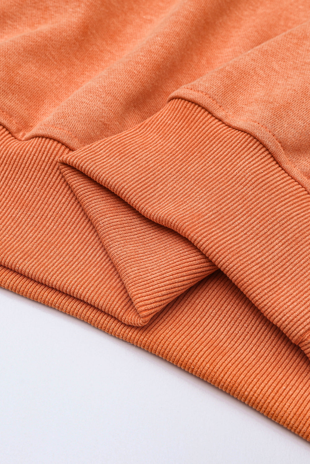 Sudadera con cuello redondo y hombros caídos, color marrón