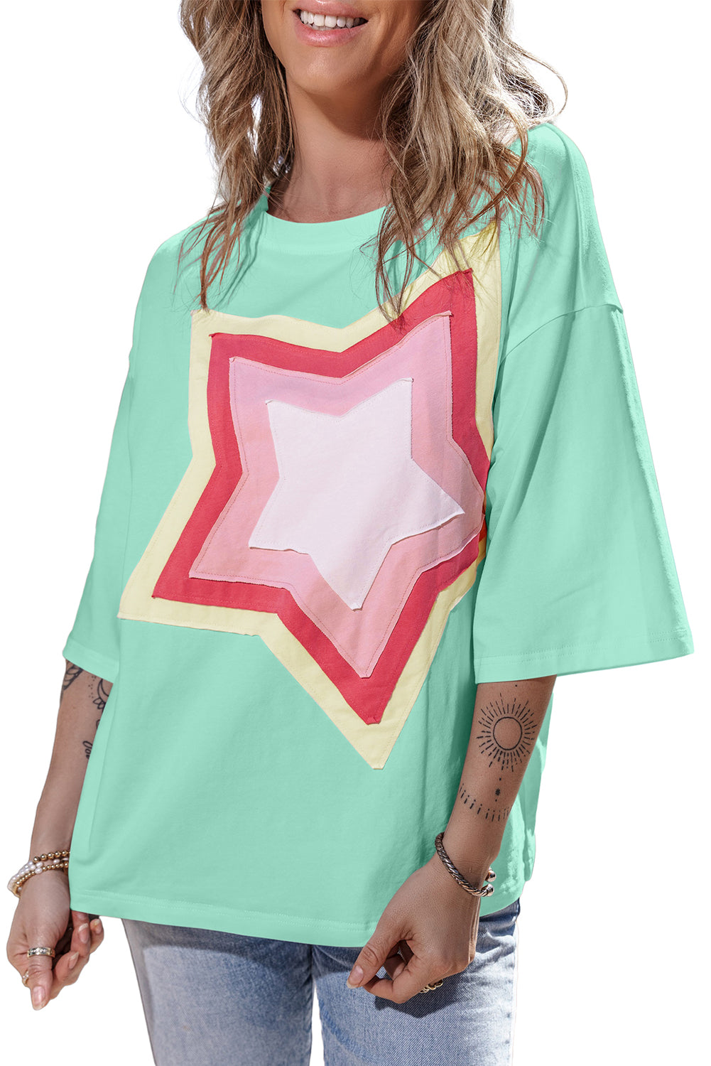 Camiseta extragrande de manga corta con parches de estrellas y bloques de color Bonbon