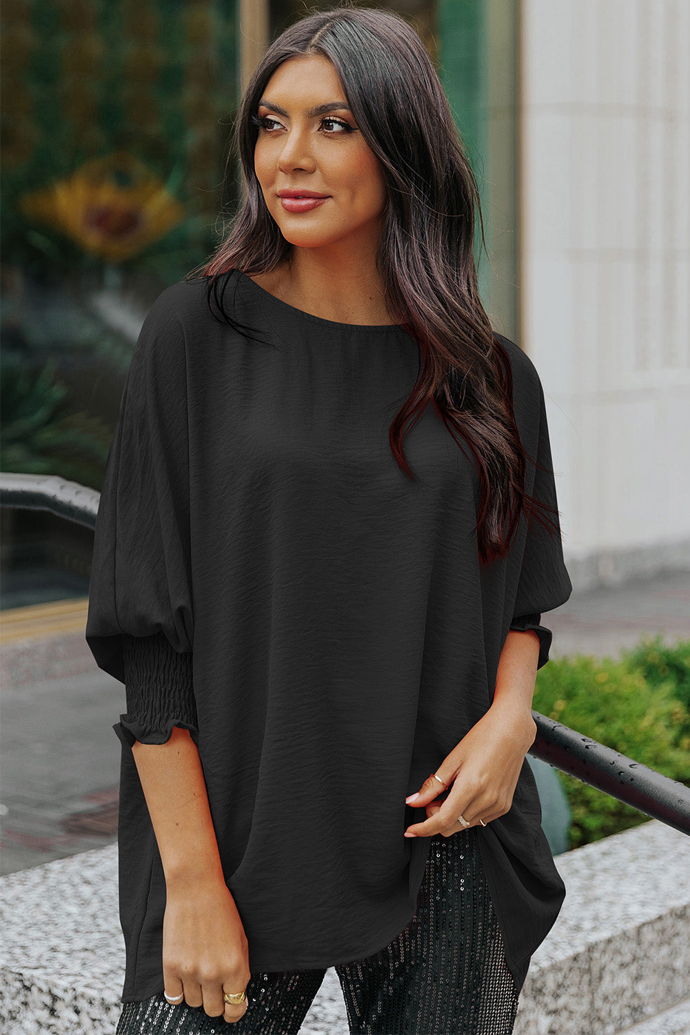 Blusa informal de media manga con puños fruncidos, color blanco, lisa