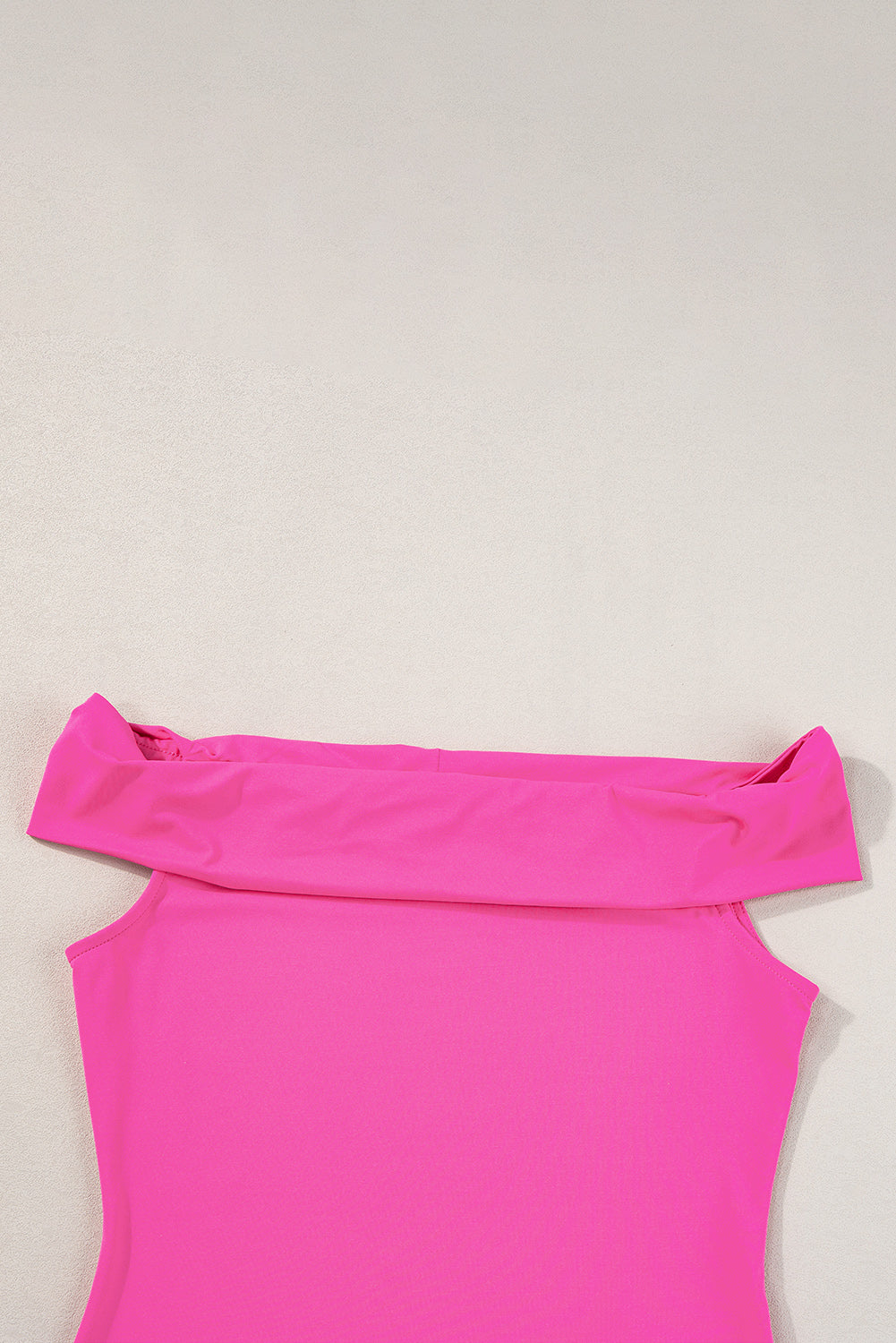 Black Solid Color Folded Off Shoulder Slim Blouse