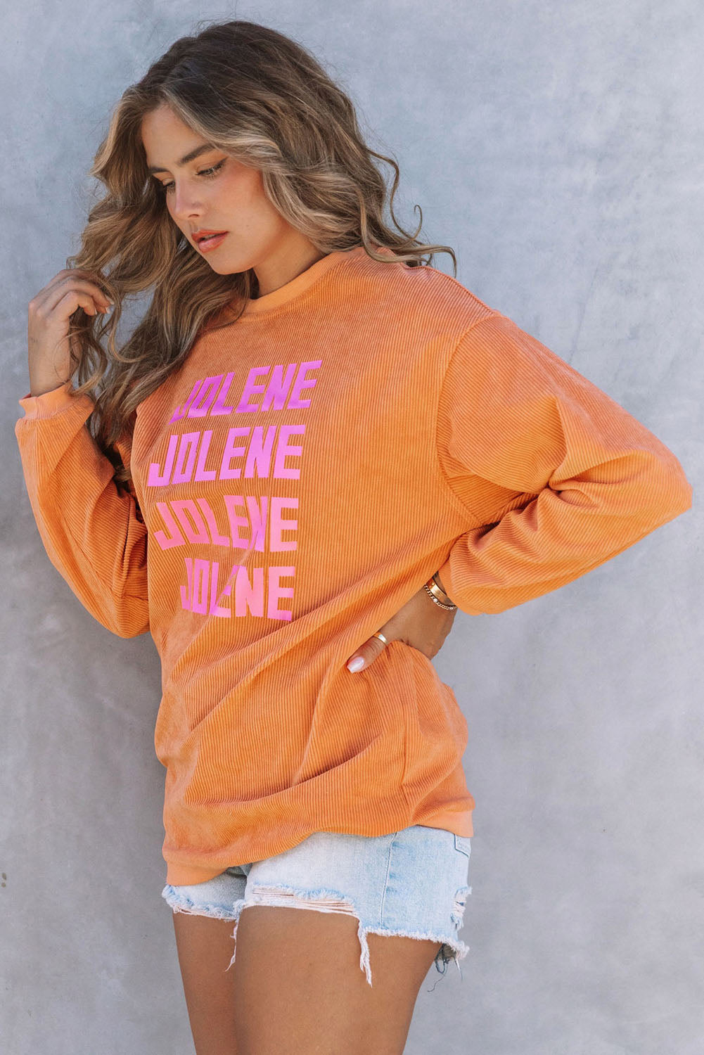Sudadera holgada de canalé arrugado con hombros caídos en color gris claro