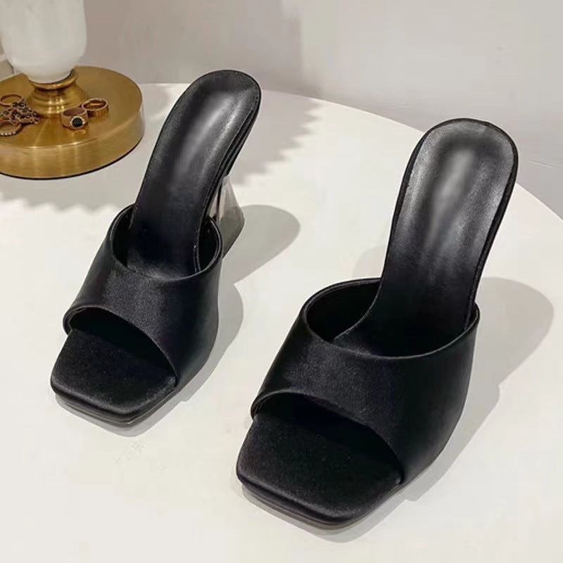 Sandalias de tacón alto con punta abierta