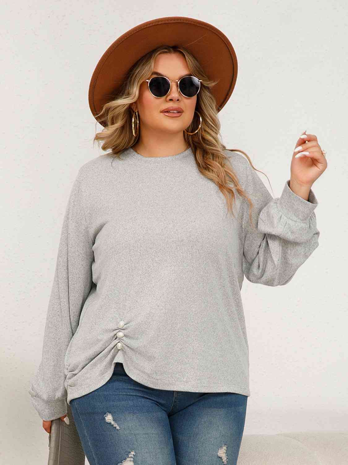 Blusa de manga larga fruncida con cuello redondo y talla grande