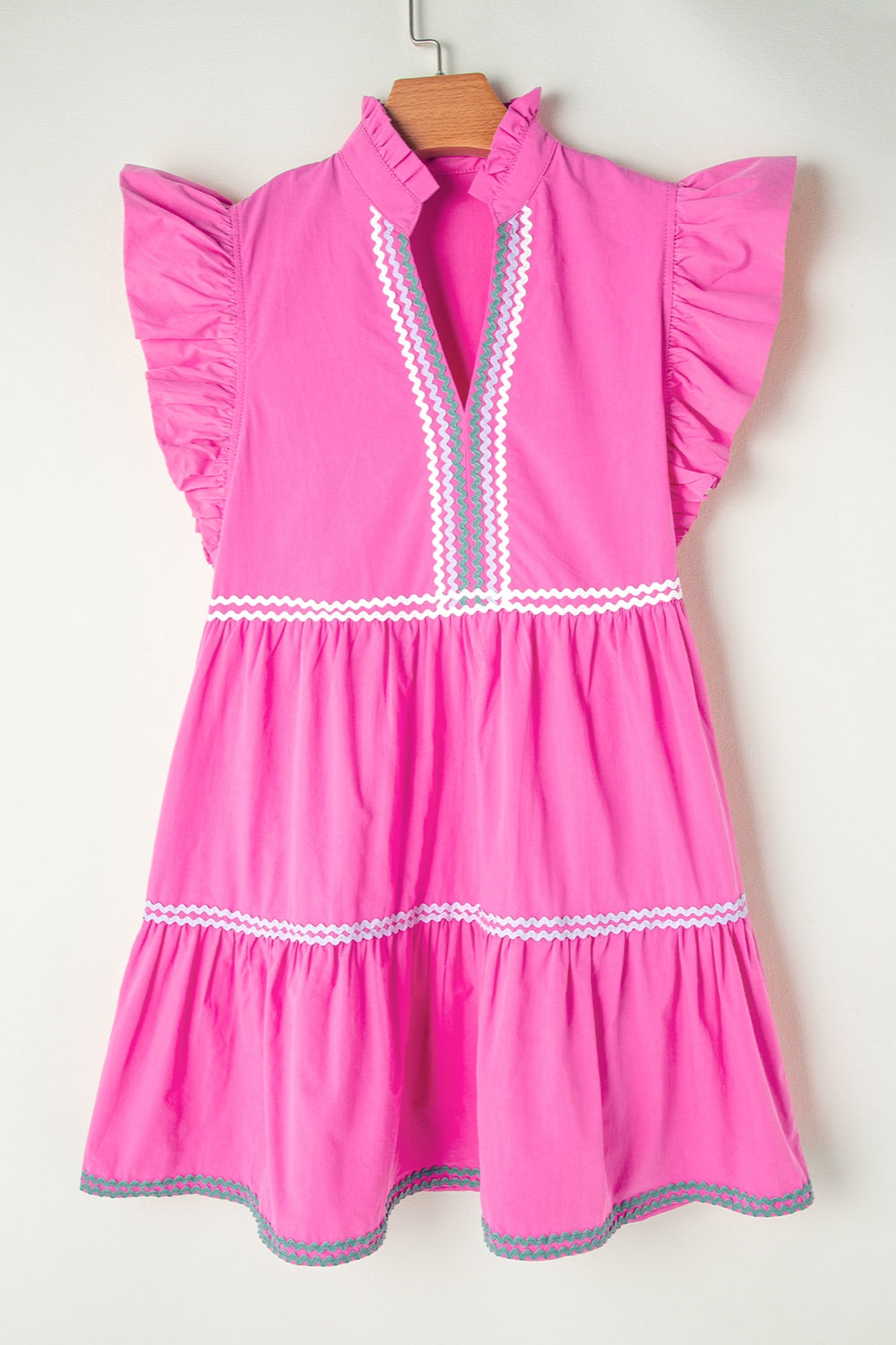 Vestido corto con mangas cortas, escote en V y volantes con ribete Ric Rac | Tallas S a XL | 3 COLORES