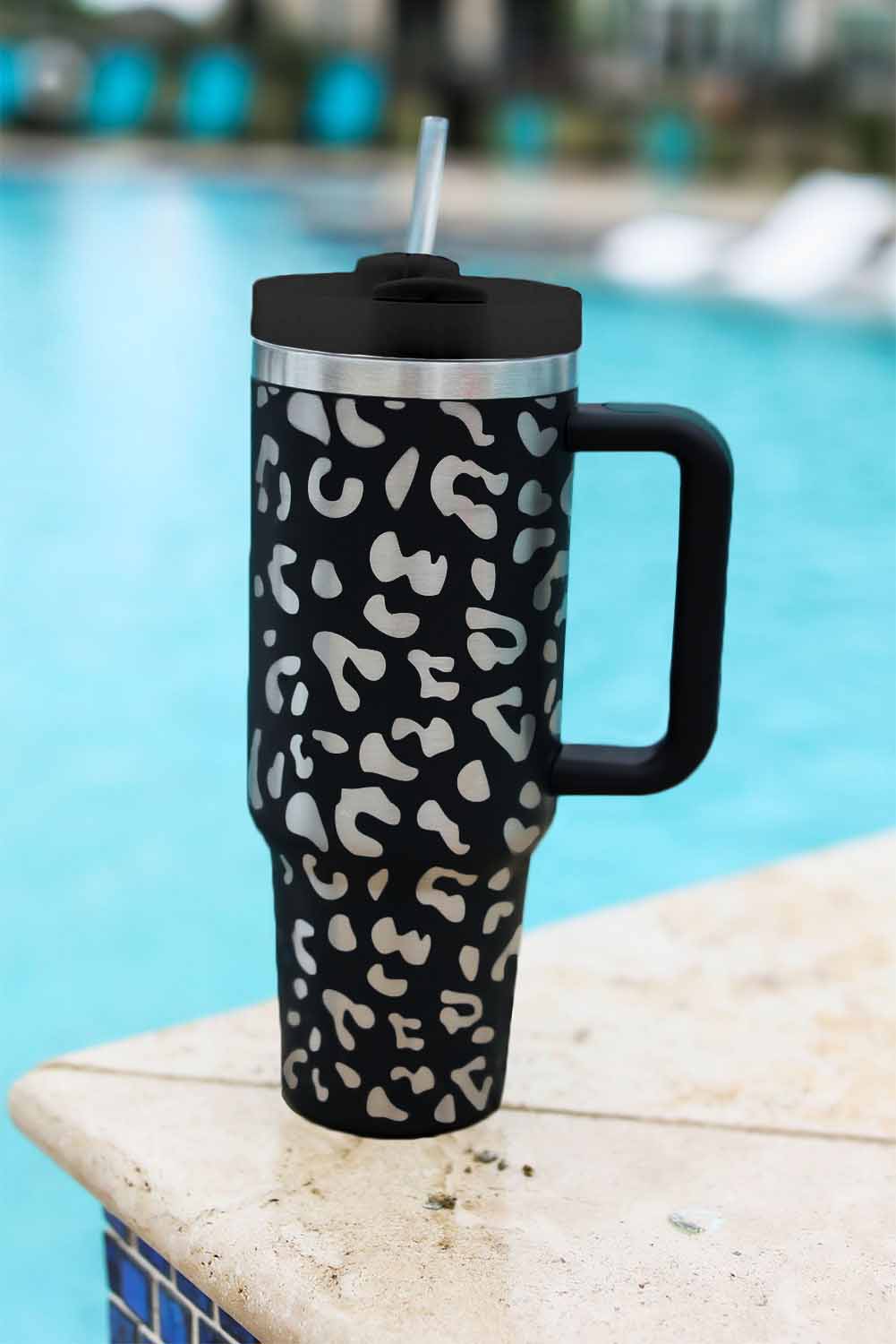 Vaso portátil de acero inoxidable con forma de leopardo, color negro, de 40 oz, con asa