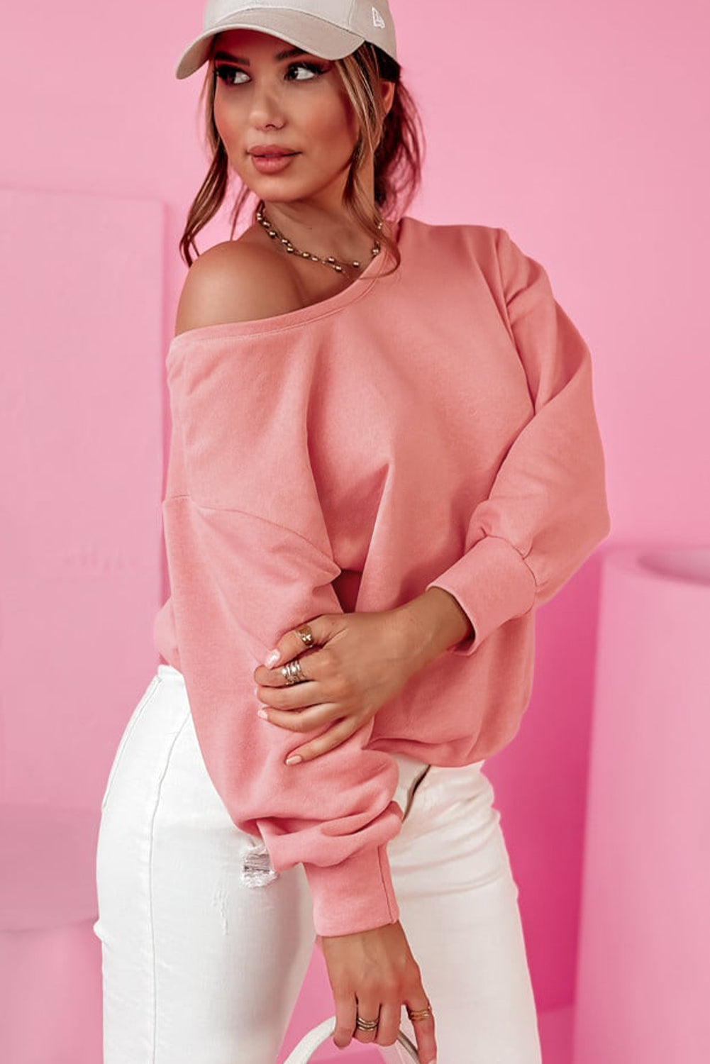 Sudadera de cuello redondo con espalda descubierta y lazo en color castaño claro