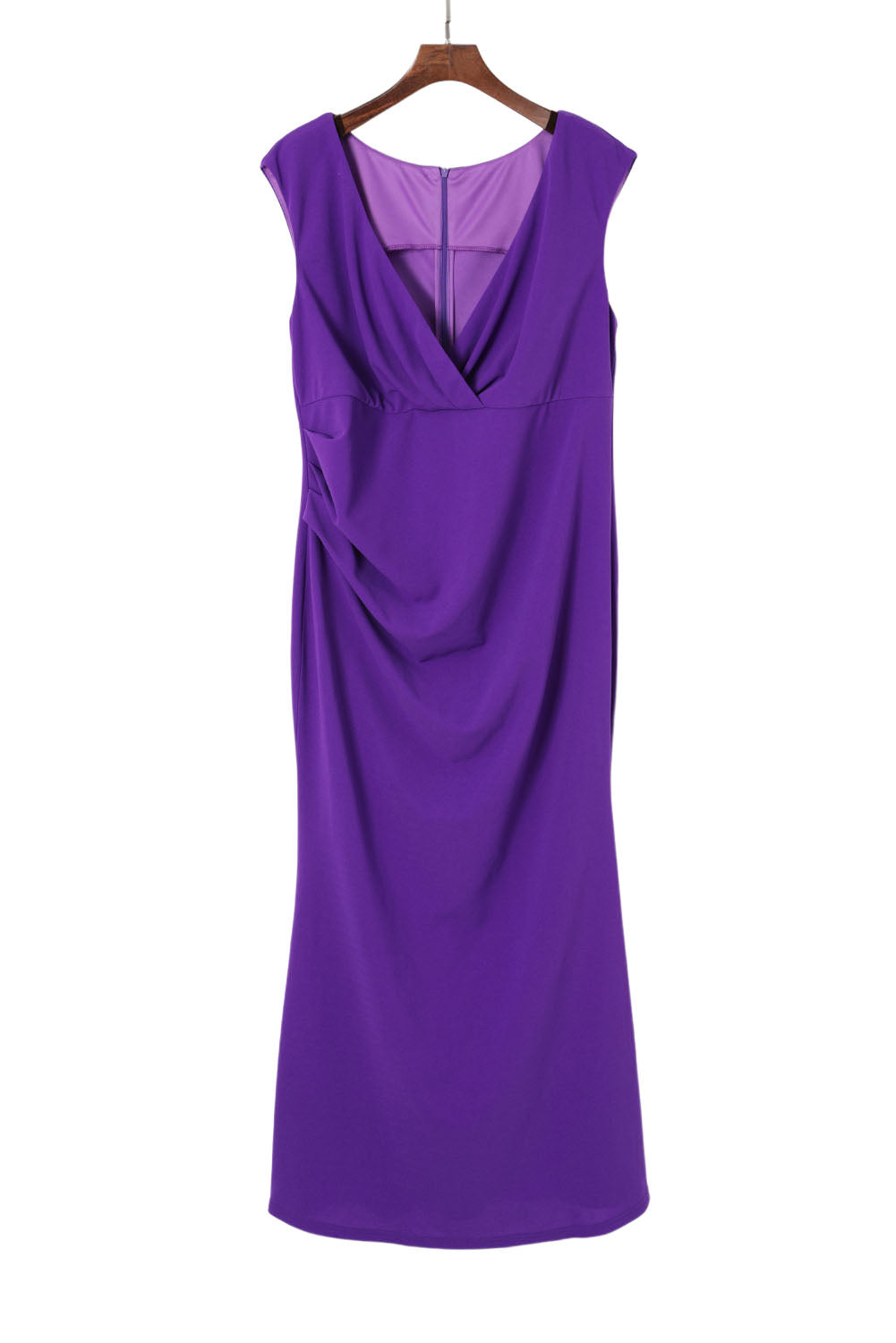 Vestido largo morado de talla grande, ajustado y plisado con escote en V 