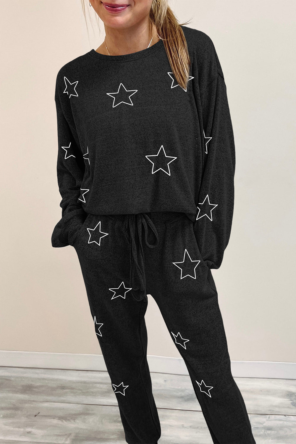 Conjunto de pantalón con cordón y camiseta de manga larga con estampado de estrellas grises