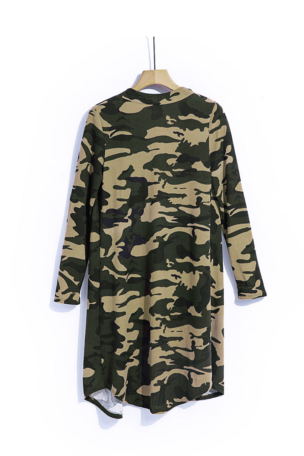 Cárdigan largo con estampado de camuflaje verde