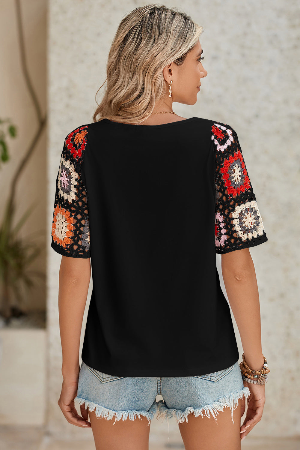 Camiseta con mangas de crochet y estampado floral ahuecado estilo boho turquesa