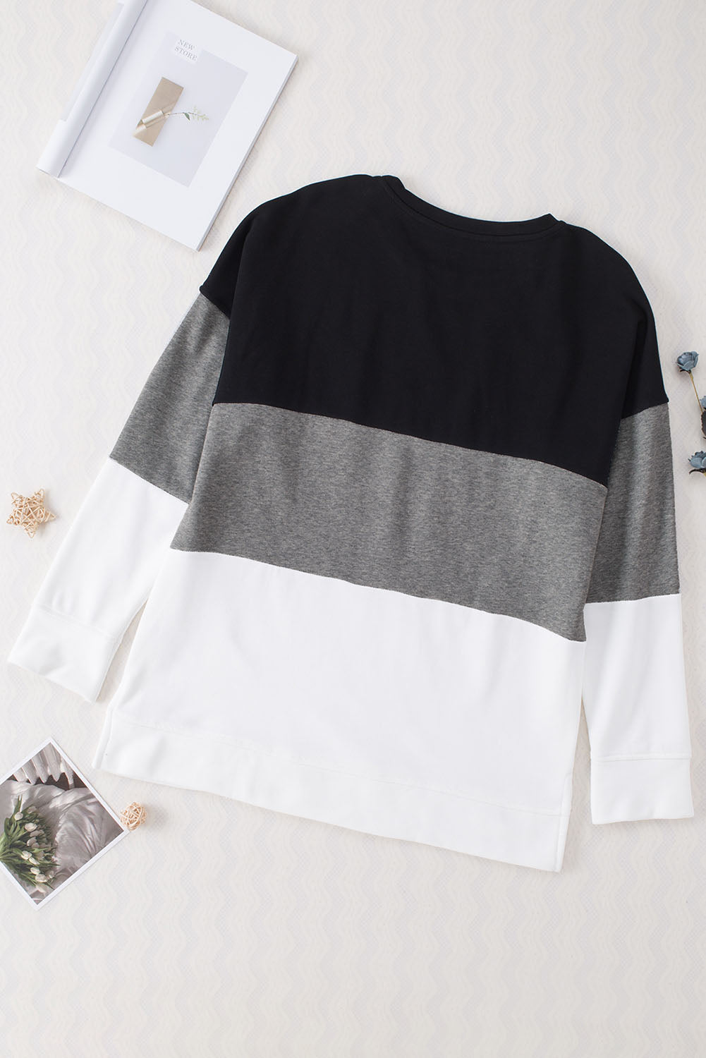 White Crew Neck Colorblock Plus Size Sweatshirt