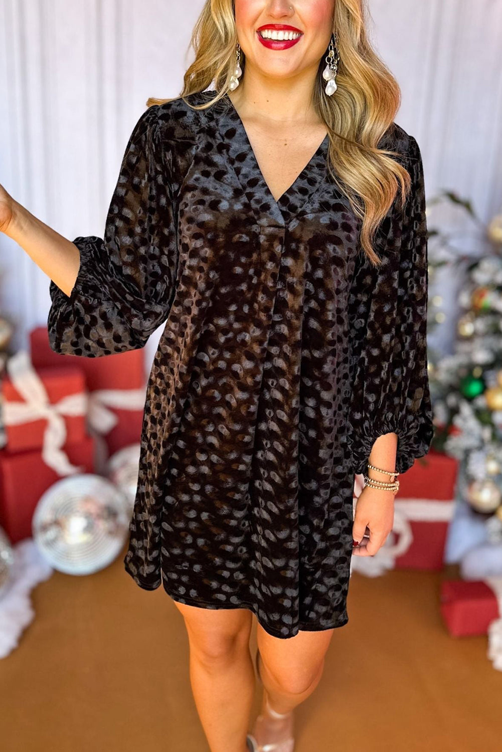 Black Textured V Neck Balloon Sleeve Velvet Mini Dress