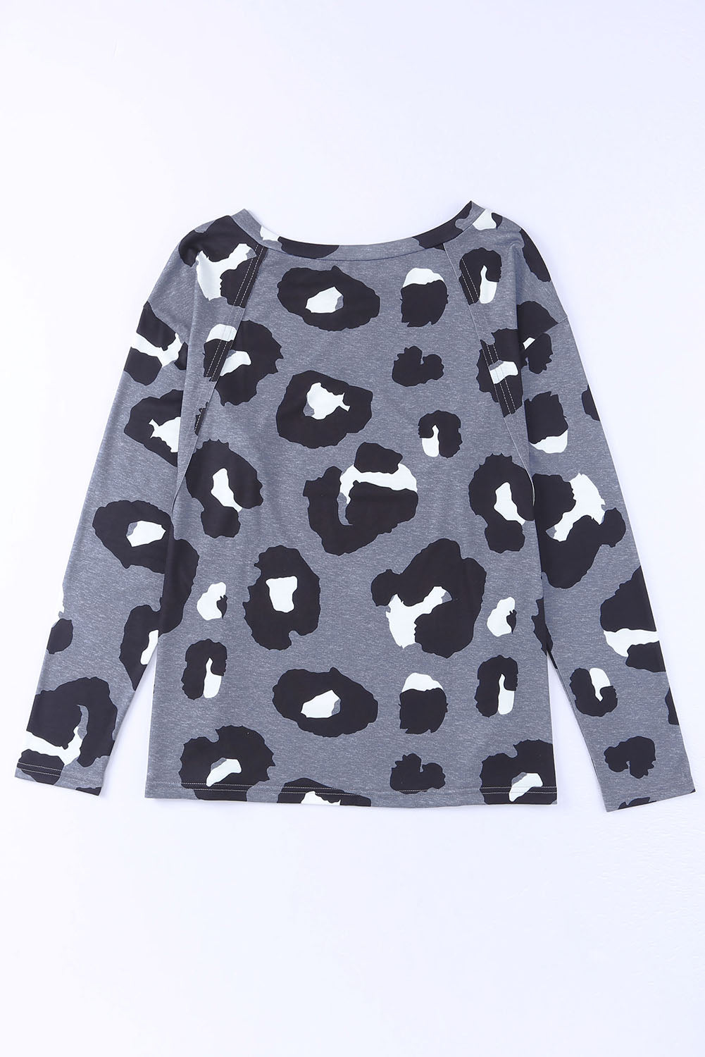 Blusa informal holgada de manga larga con estampado de leopardo blanco