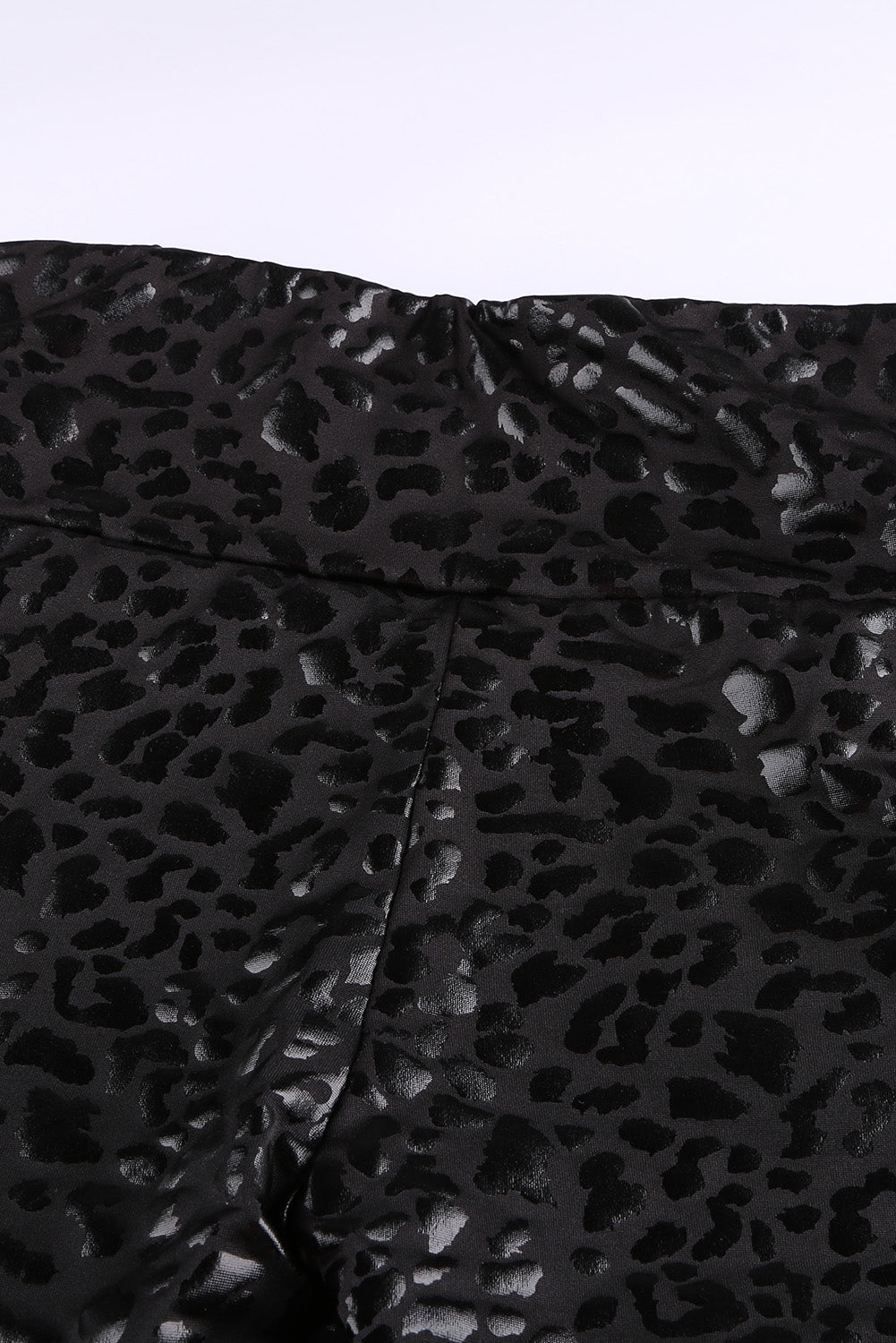 Leggings casuales con textura de leopardo negro brillante