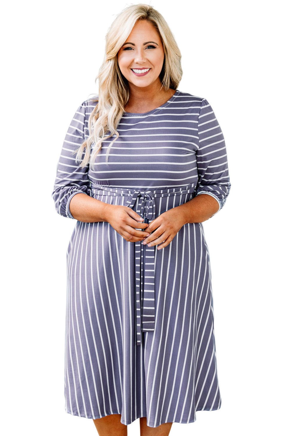 Vestido de talla grande con mangas 3/4 y cintura con lazo a rayas grises 