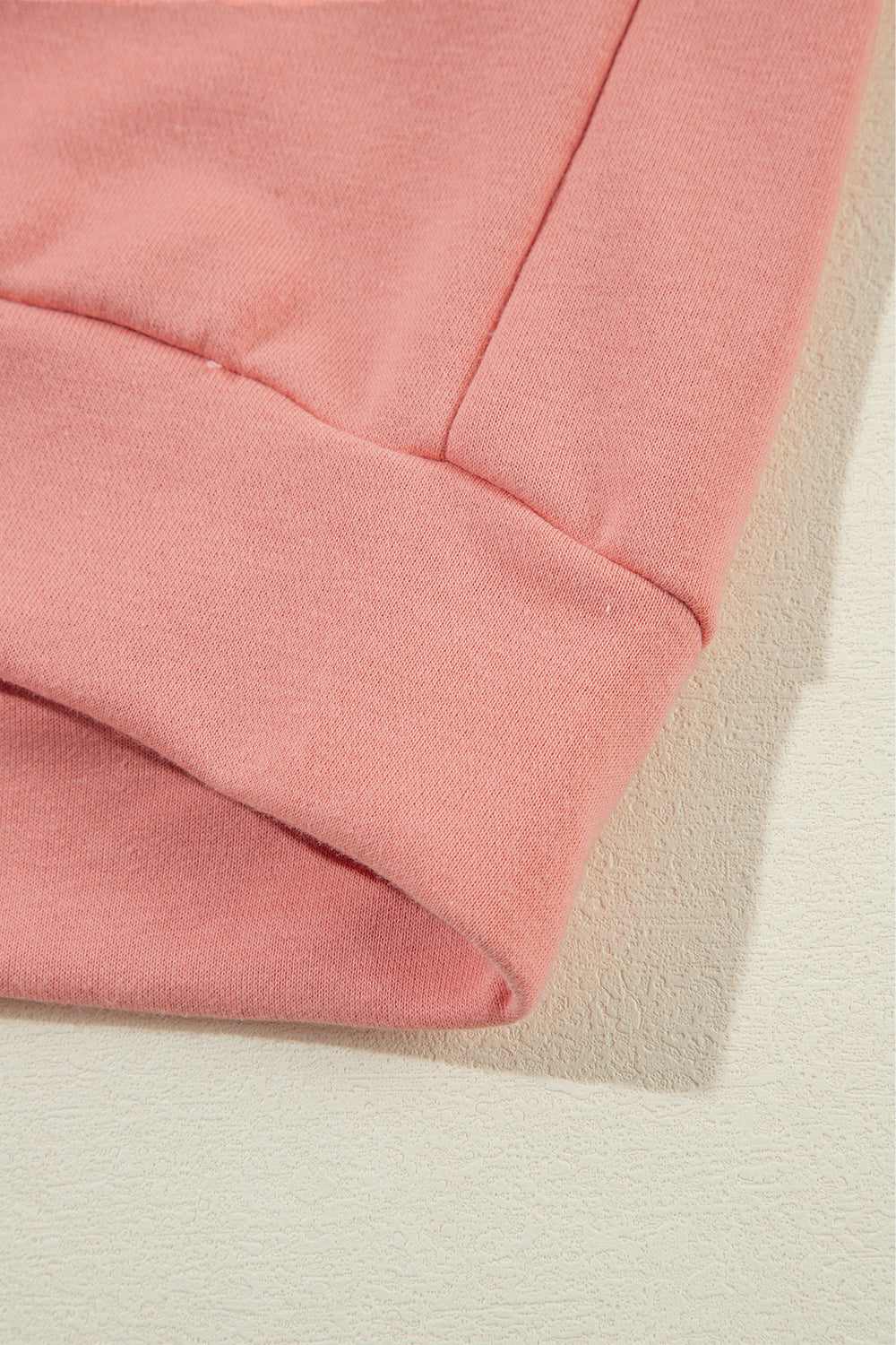 Sudadera de cuello redondo con espalda descubierta y lazo en color castaño claro