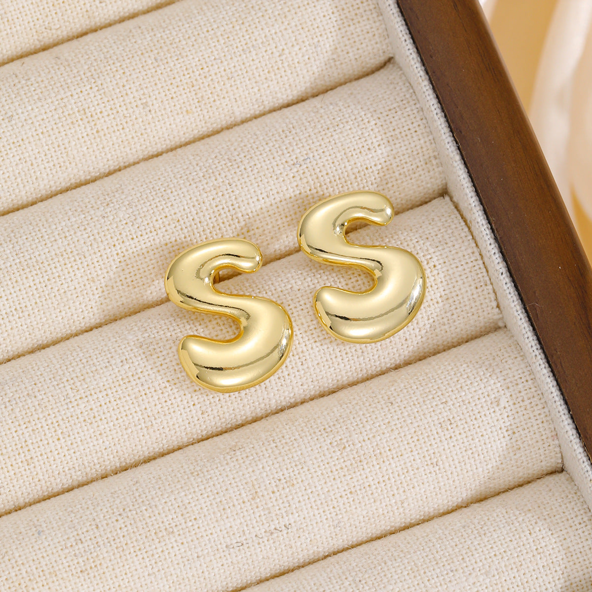 18K Gold-Plated Bubble Letter Stud Earrings | N - Z