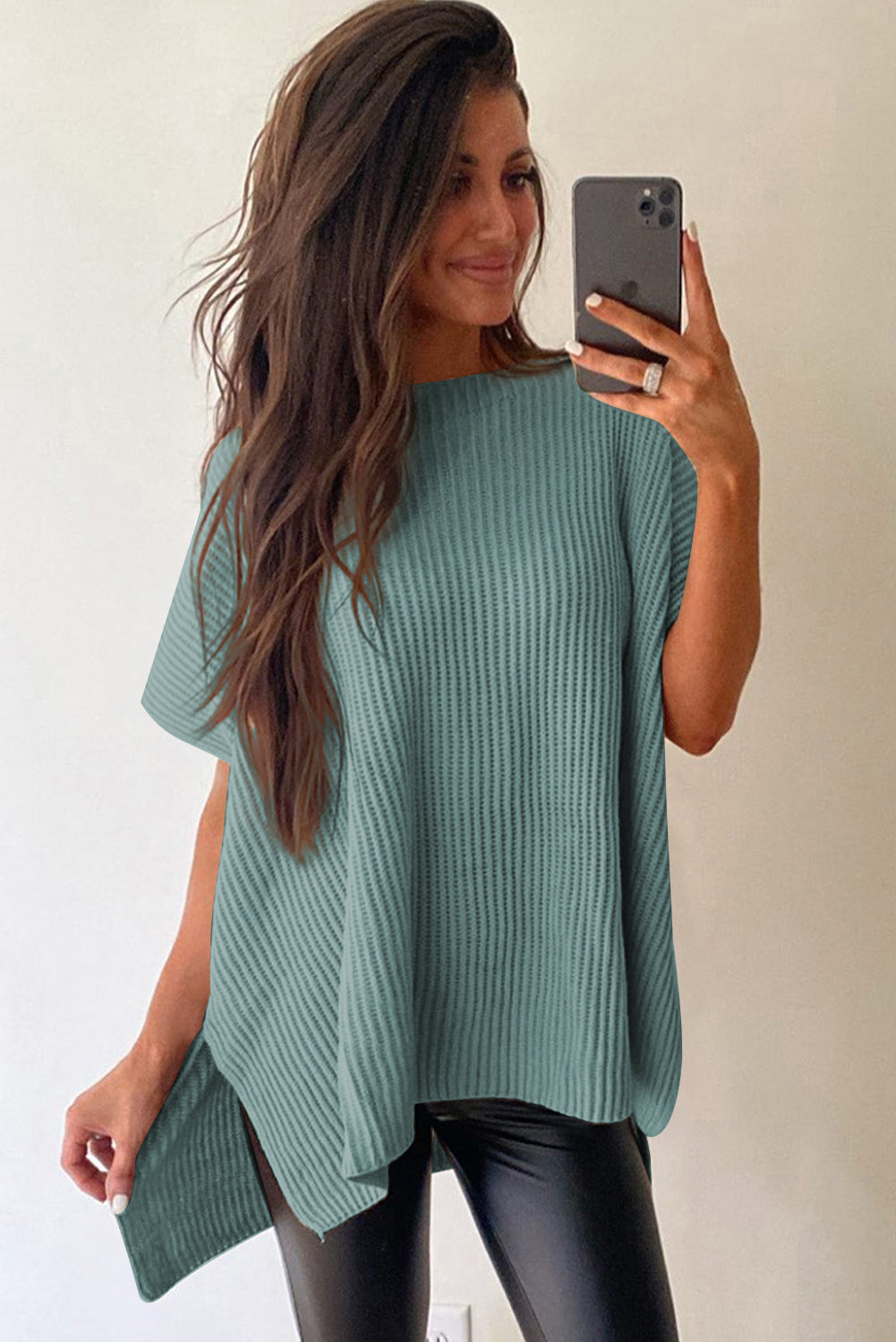 Top de punto de gran tamaño con mangas cortas estilo dolman y abertura lateral en color gris | S - XL | 3 COLORES