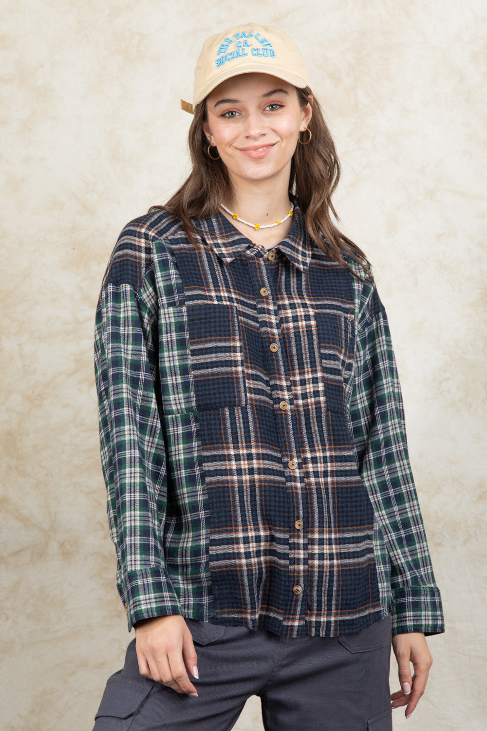 Plaid Collared Neck Button Up Long Sleeve Shirt