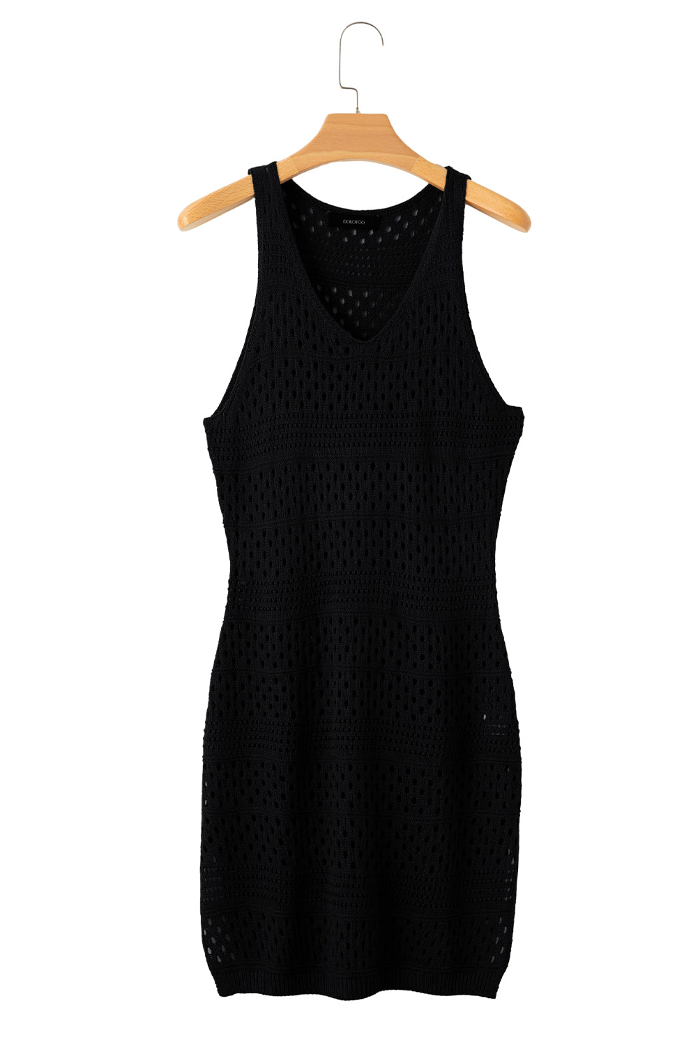 Vestido negro de crochet calado con aberturas