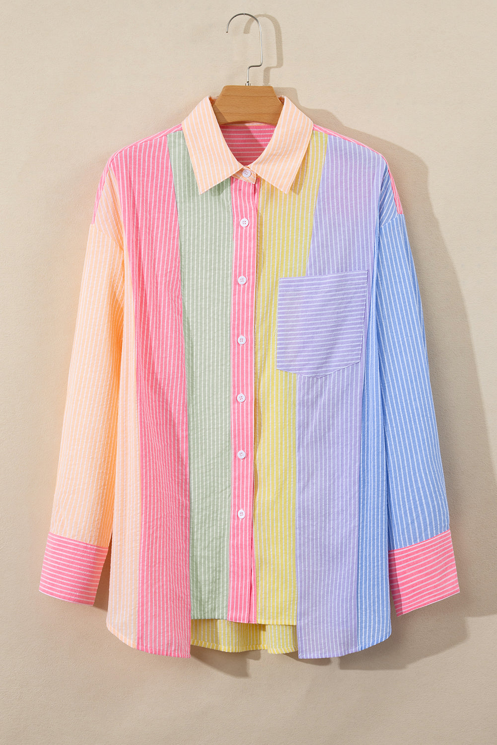 Camisa oversize con botones y bloques de color de rayas rosas