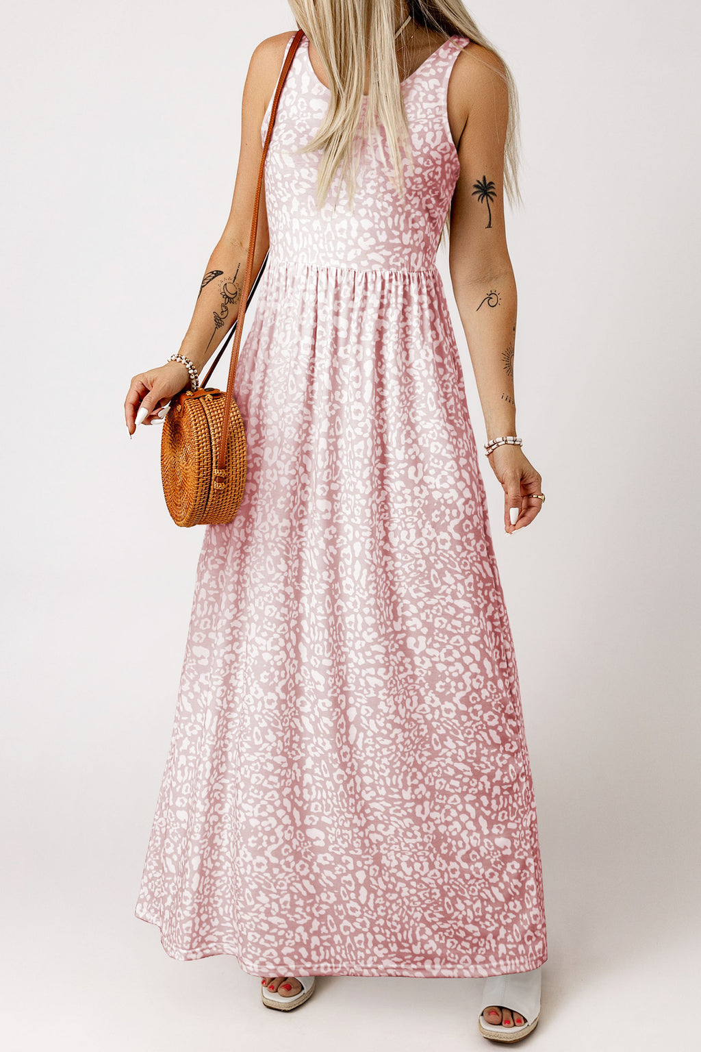 Vestido largo sin mangas con bolsillos y estampado de leopardo gris