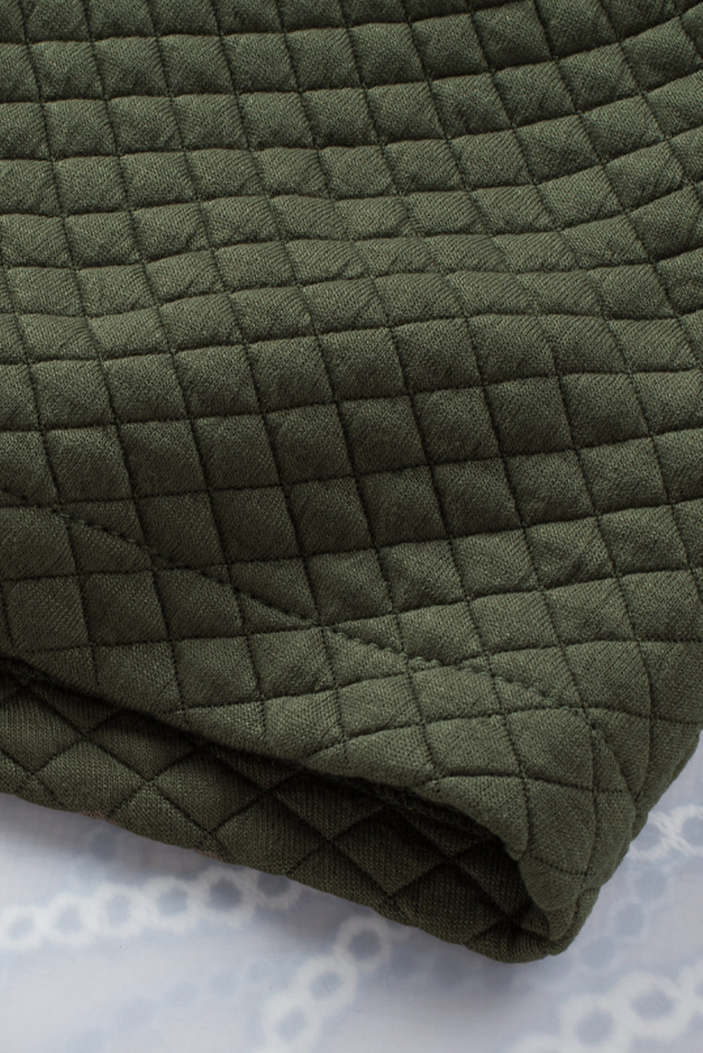 Chaqueta con botones y bolsillos con textura de celosía verde