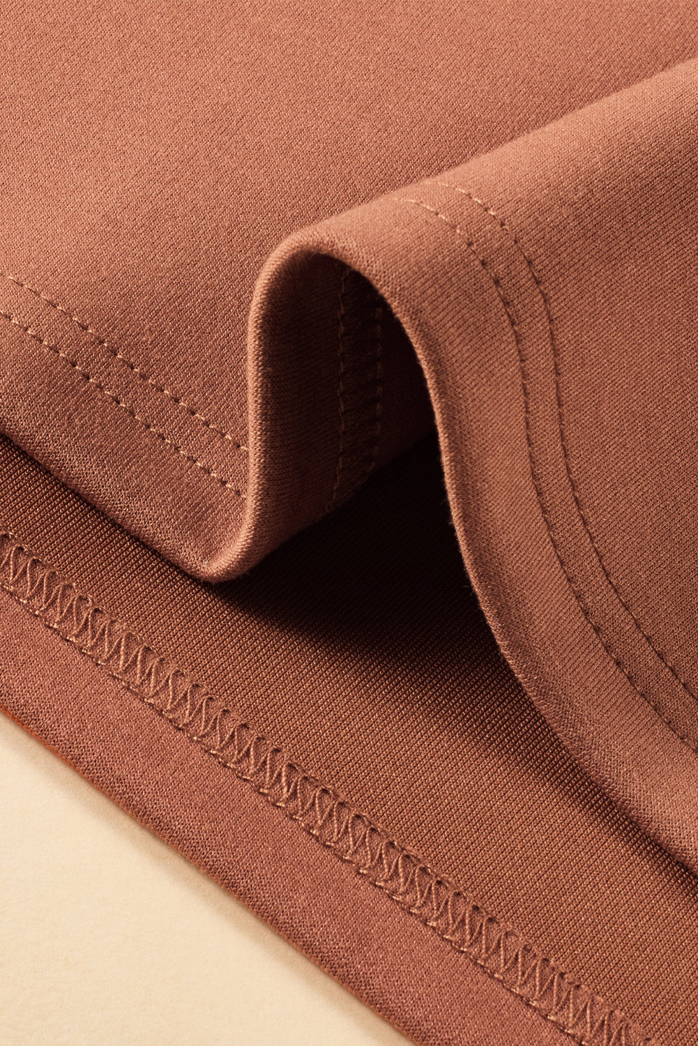 Sudadera con cremallera de un cuarto y costuras expuestas en bloques de color de talla grande Gold Flame