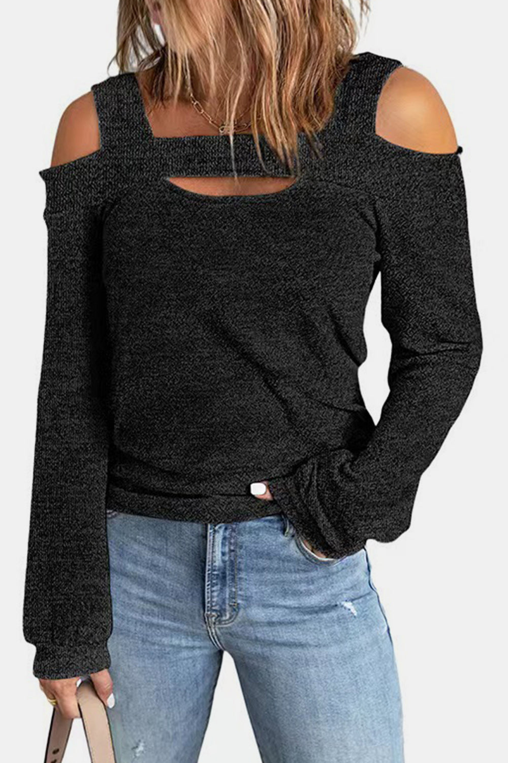 Blusa con hombros descubiertos y aberturas en talla grande