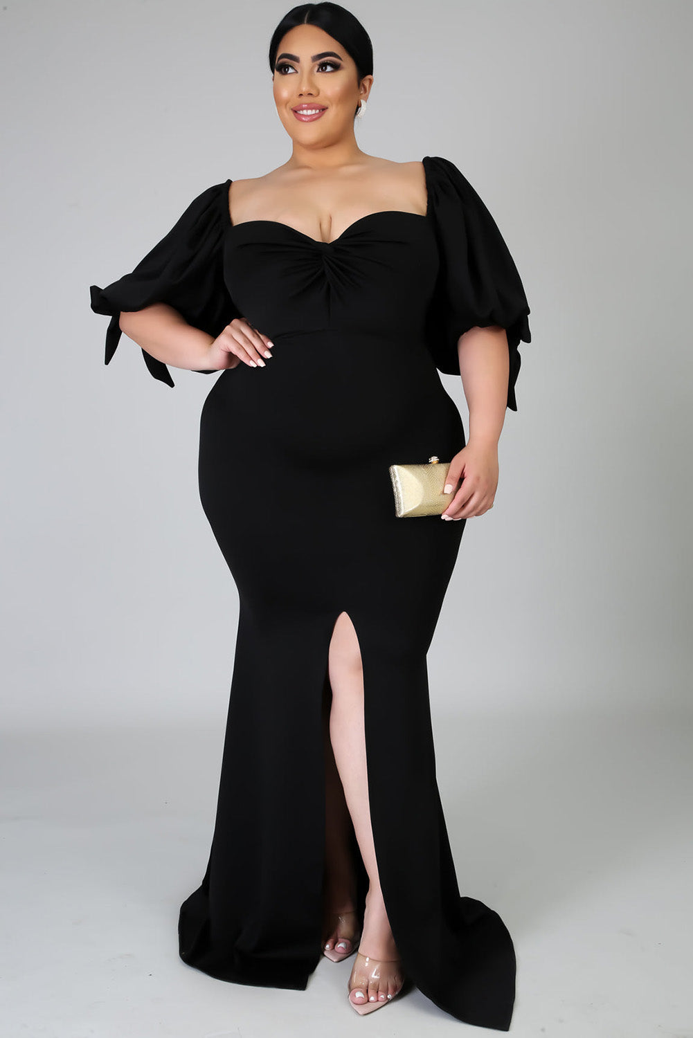 Vestido largo con abertura alta, mangas abullonadas y lazo en rosa en talla grande