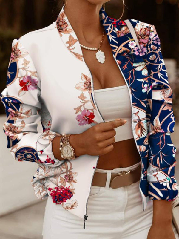 Chaqueta bomber informal con estampado floral 