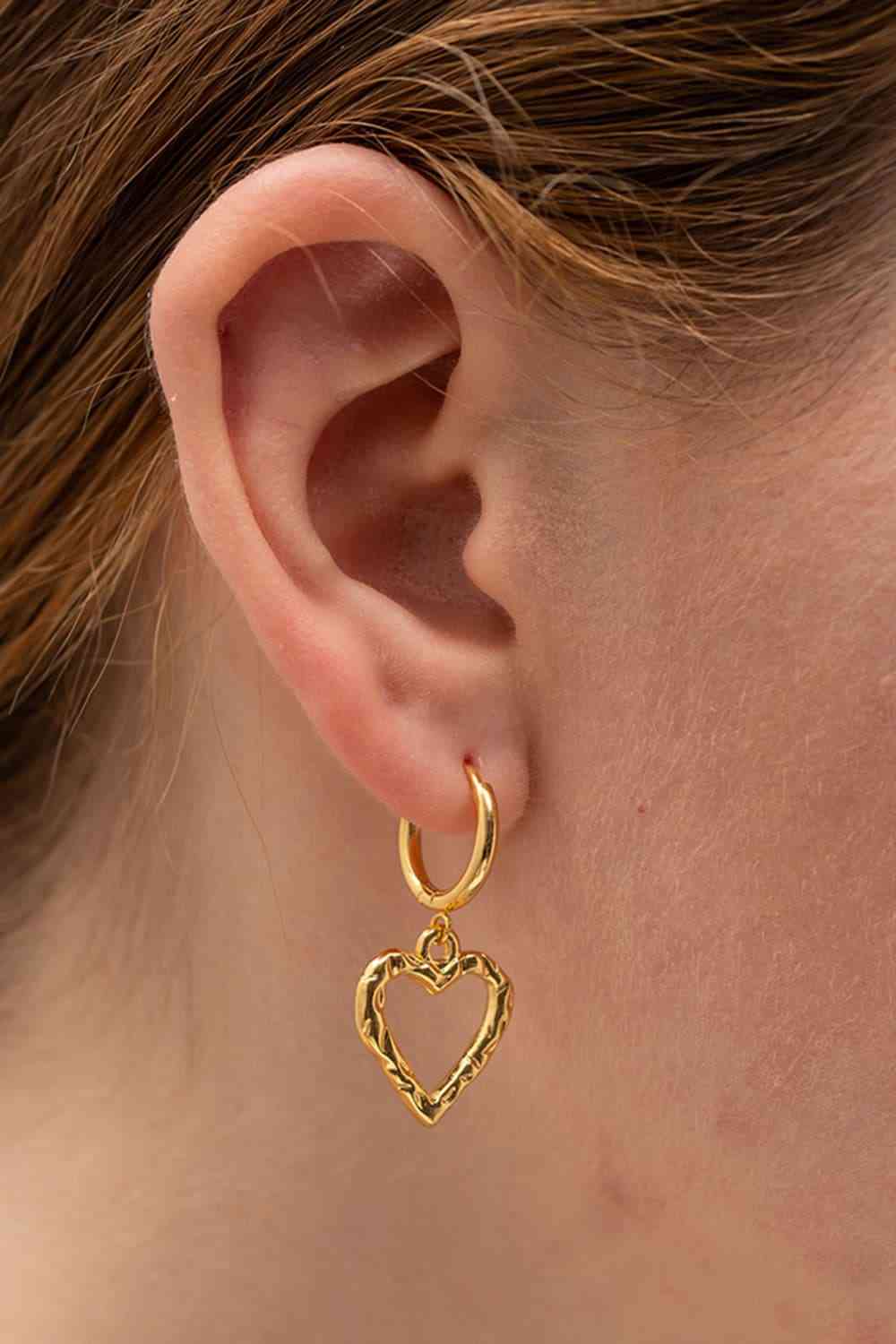 Pendientes colgantes de acero inoxidable con forma de corazón